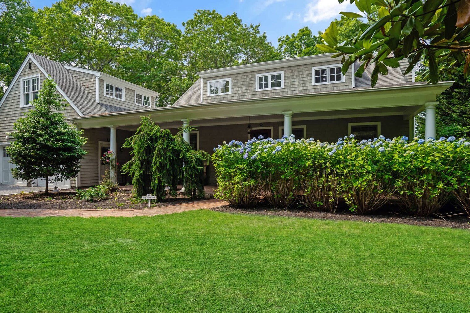 Building Photo - 11 The Pkwy