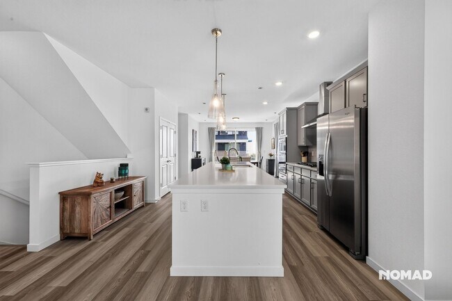 Building Photo - 9695 Browns Peak Cir