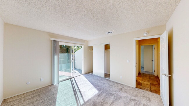 Primary Photo - 18193 Happy Ln