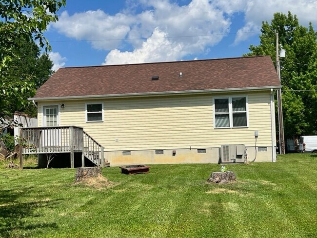 Building Photo - 1316 Ardmore Dr