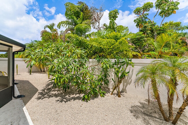 Building Photo - 125 Harbourside Cir