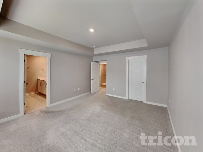 Building Photo - 1720 Lannister Ave