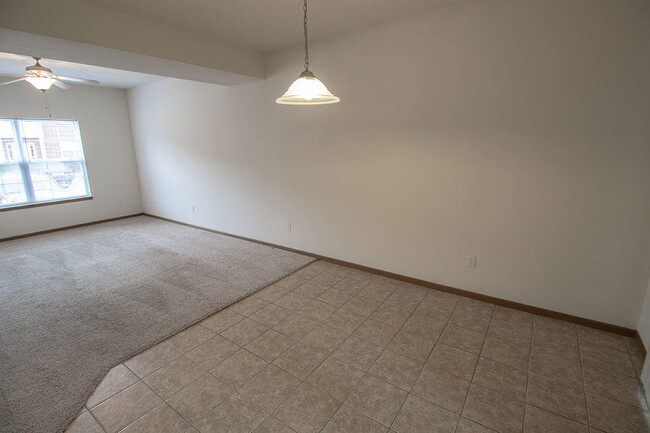 Building Photo - 1639 Citadel Dr