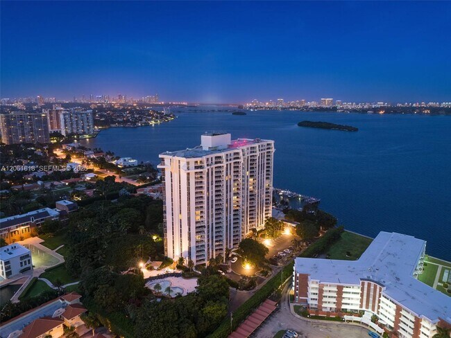 Building Photo - 4000 Towerside Terrace