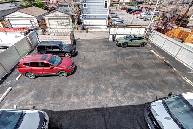Building Photo - 2711 Welton St