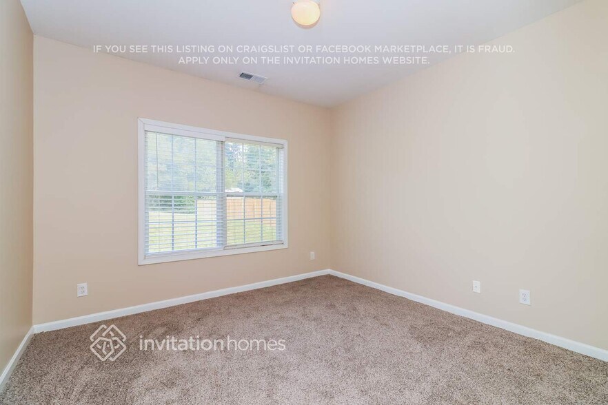 Building Photo - 5626 Grammercy