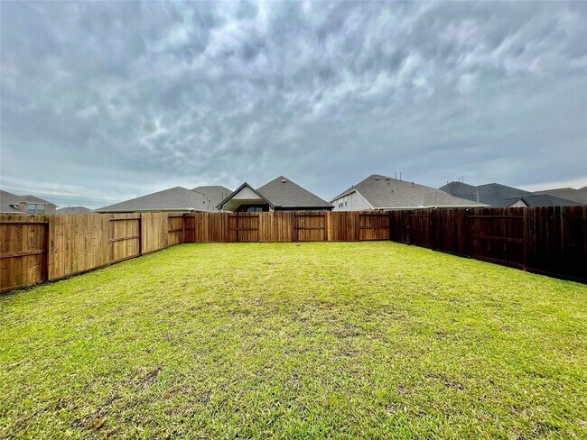Building Photo - 8711 Windsong Trail Dr