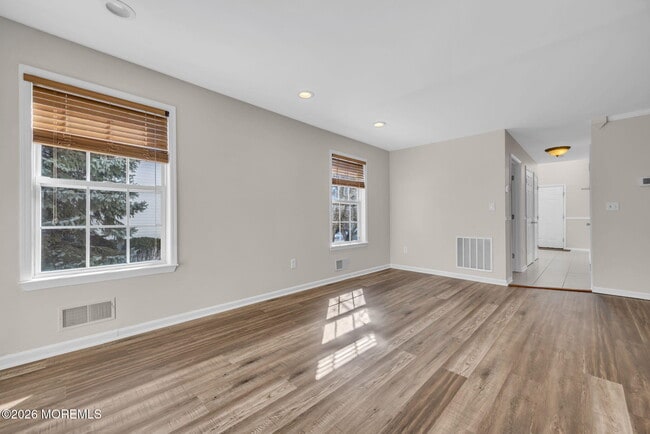 Building Photo - 86 Heron Ct