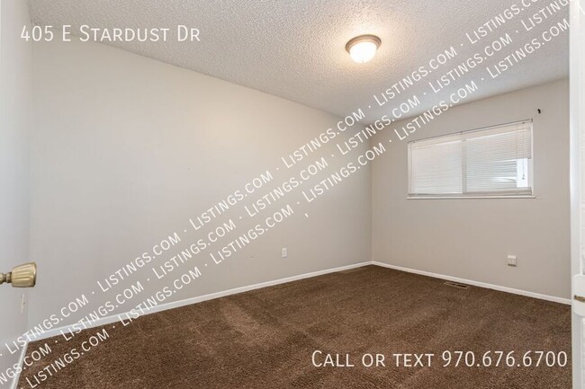 Building Photo - 405 E Stardust Dr