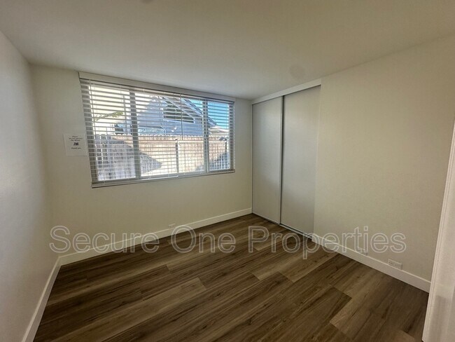 Building Photo - 2738 W Appalachian Ct