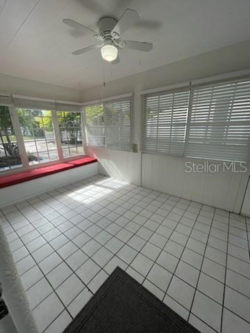 Building Photo - 2159 Bougainvillea St