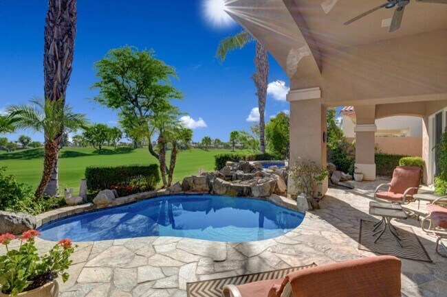 Building Photo - 348 Tomahawk Dr