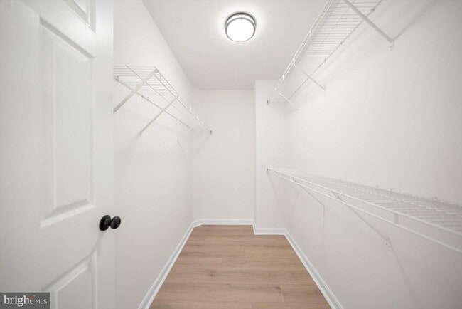 Building Photo - 12399 Brown Fox Way