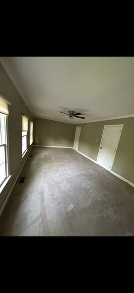 Building Photo - 548 Quince Ct
