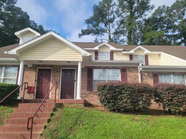 Building Photo - 4434 Gearhart Rd