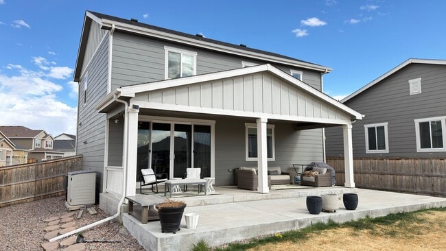 Building Photo - 965 N Waterloo Ct