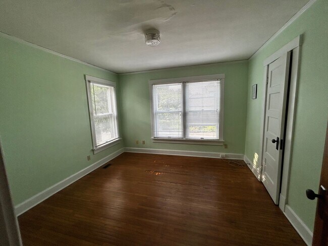 Building Photo - 521 S Grant St