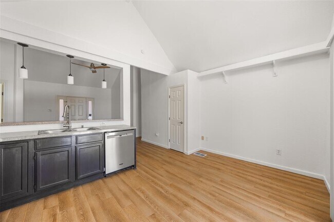 Building Photo - 14708 Foy Dr