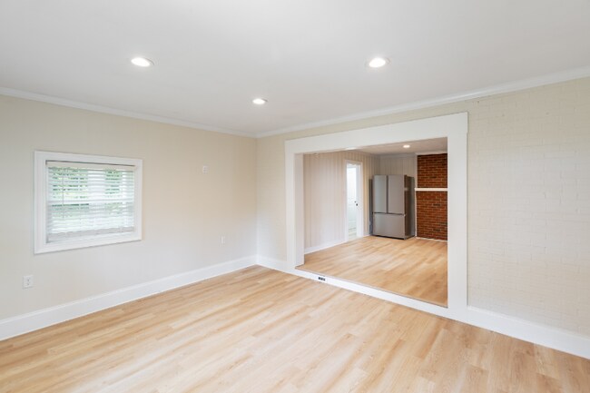 Building Photo - 11439 Scotland Ln