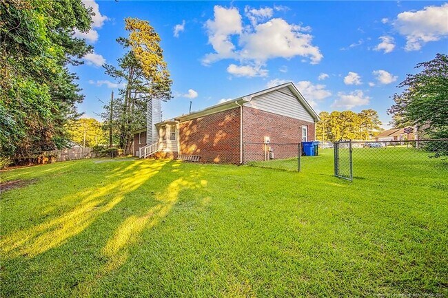 Building Photo - 7010 Medway Ct