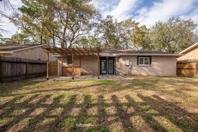 Building Photo - 4419 Reynaldo Dr