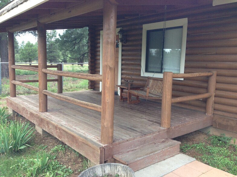 Building Photo - 3598 Huron