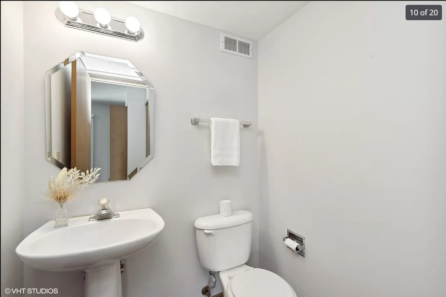 Half Bathroom - 315 W Whispering Oaks Ln