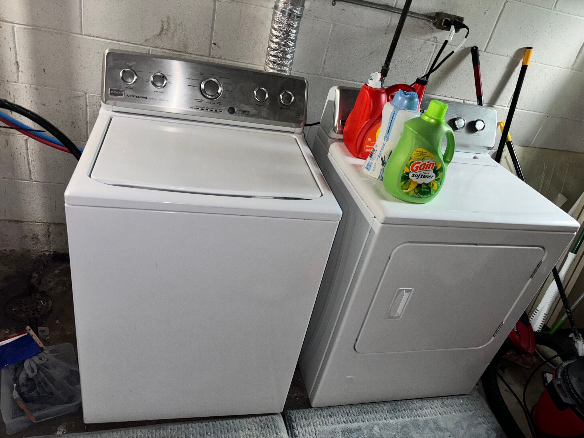 New Washer & Dryer! - 7891 Firwood Way NE