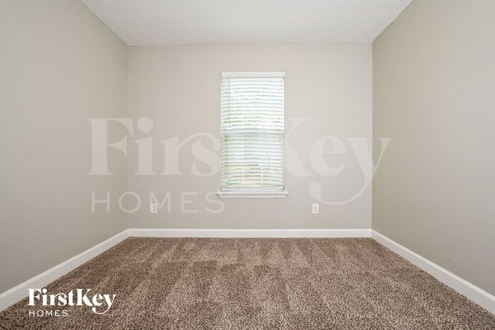 Building Photo - 104 Waters Edge Dr