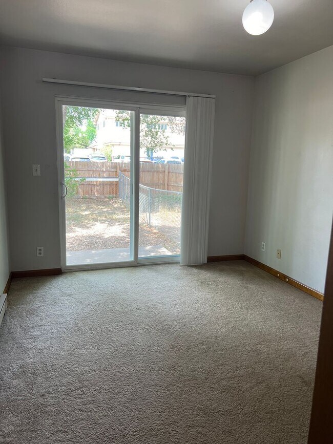 Building Photo - 1708 Erin Ct