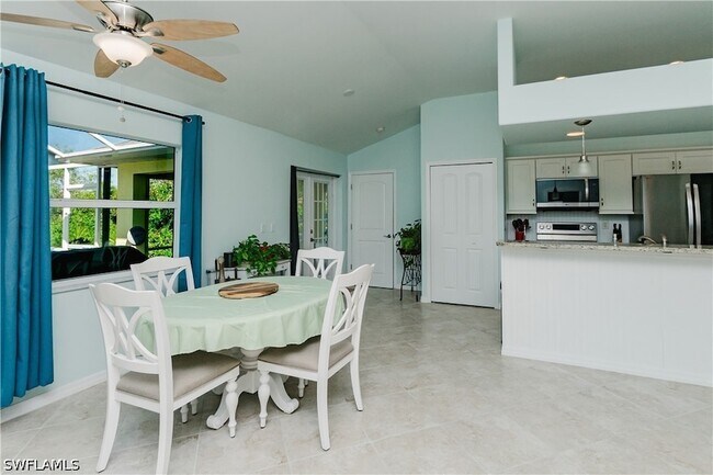 Building Photo - 11693 Oakland Dr