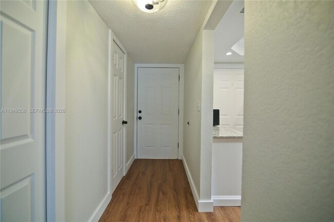 Building Photo - 8500 SW 109th Ave