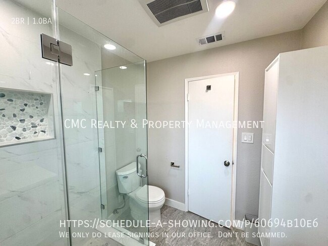 Building Photo - 19282 Salmon Ln