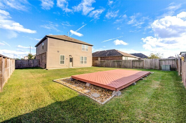 Building Photo - 5027 Brewcastle Ln