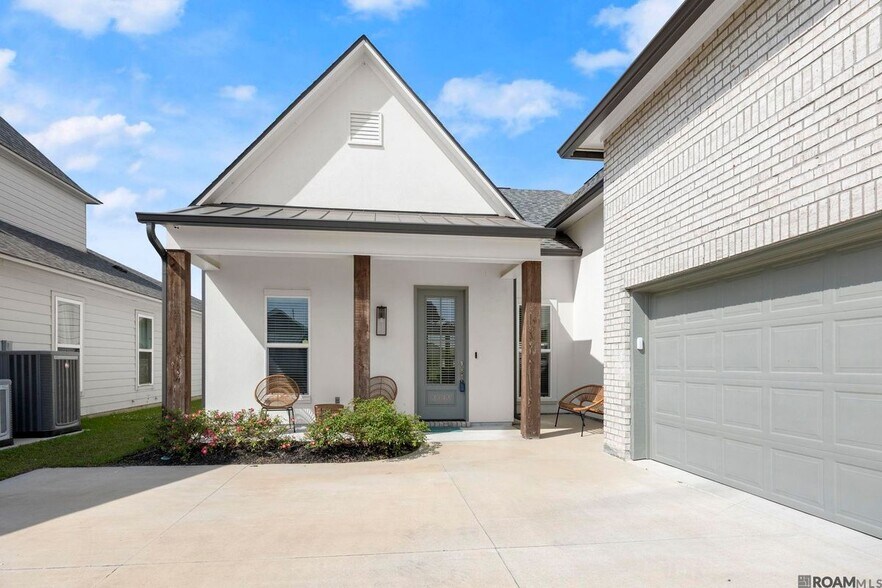 Building Photo - 3143 Canewood Ln