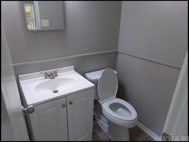 Building Photo - 3 N Meadowcliff Cir