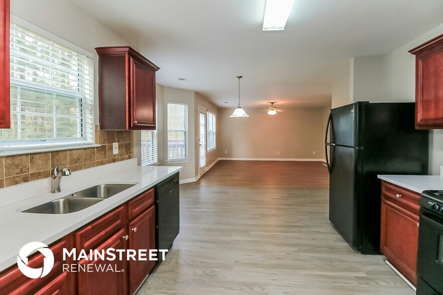 Building Photo - 7313 Spoleto Loop