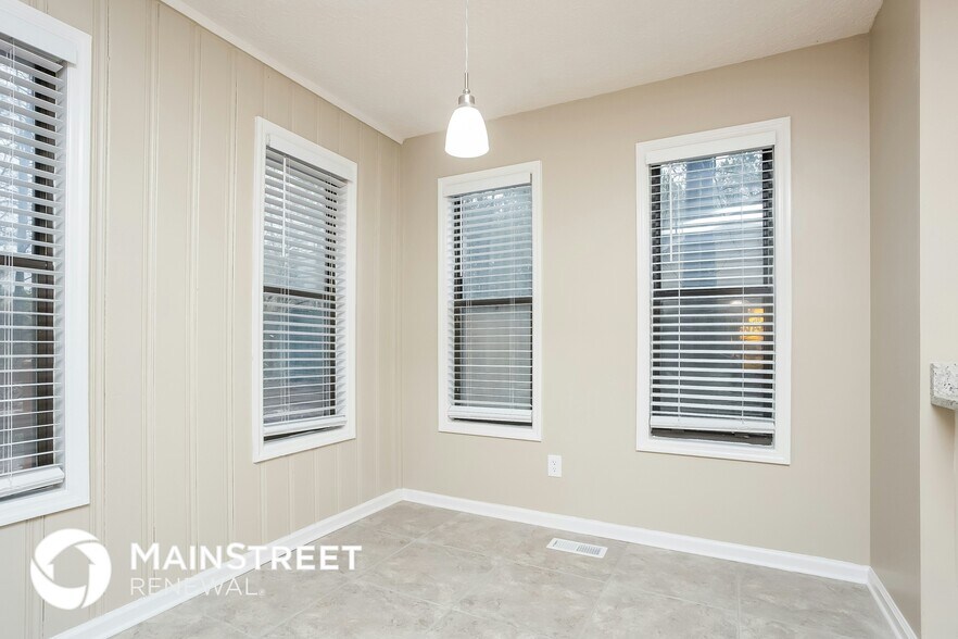 Building Photo - 452 Bells Ferry Pl