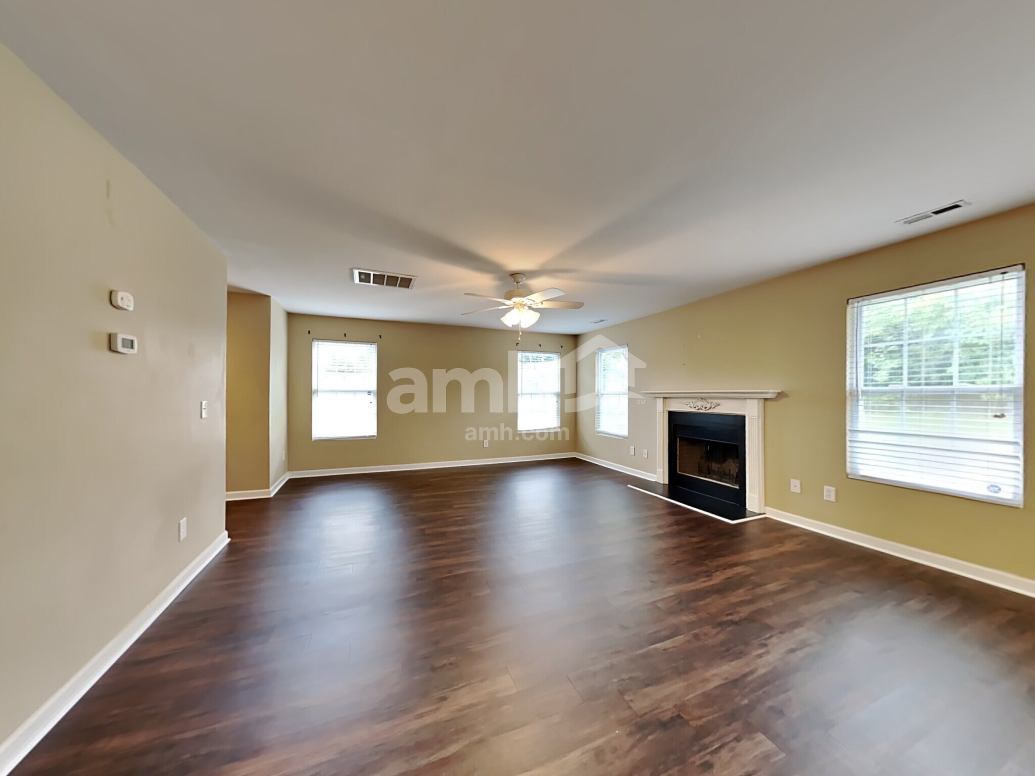 Building Photo - 3405 Rocket Ct