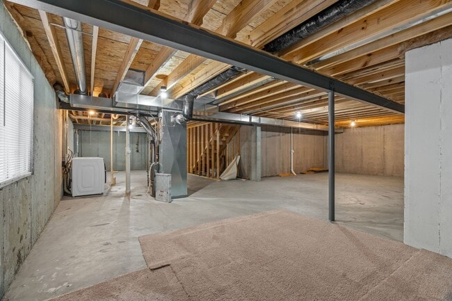 Building Photo - Charming 3-Bedroom Home