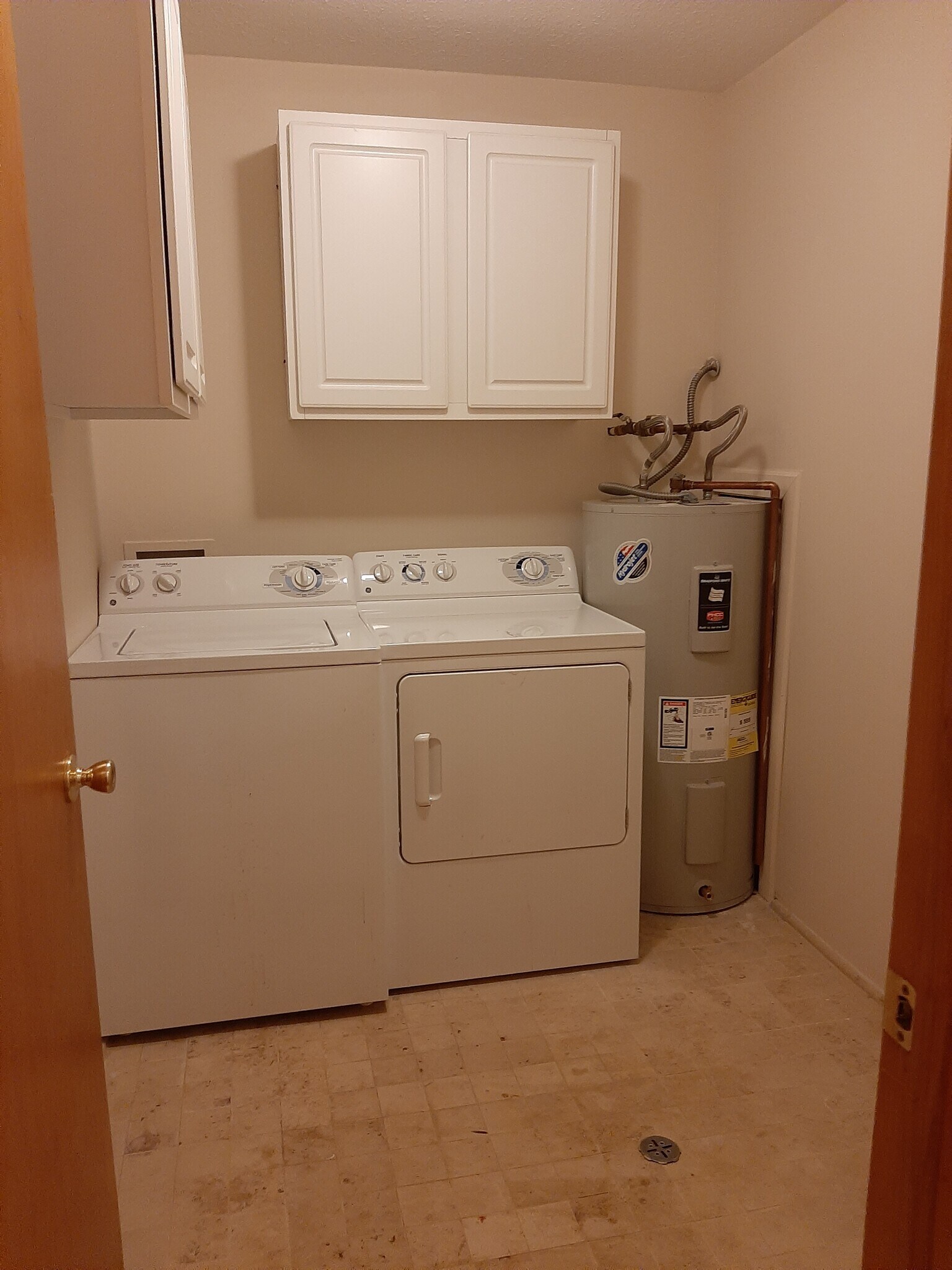 Washer / Dryer - 9666 Sawgrass Ct