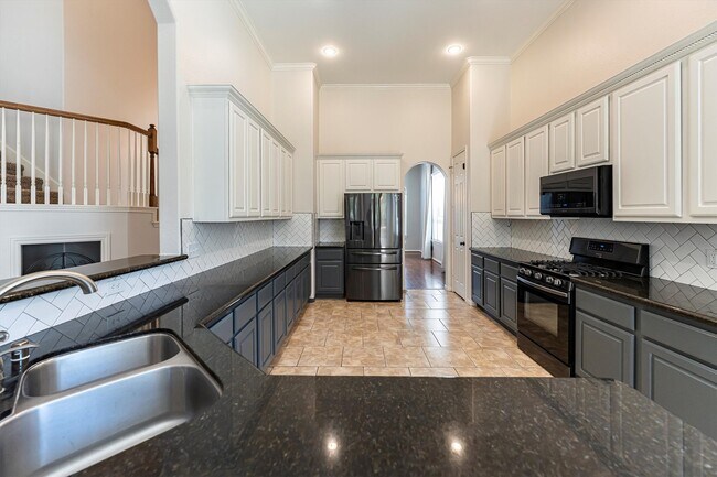 Building Photo - 3517 Oak Landing