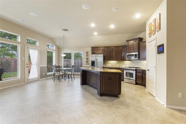 Building Photo - 13211 Misty Shore Ln