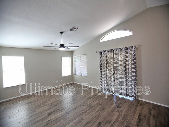 Building Photo - 7455 W Crest Ln