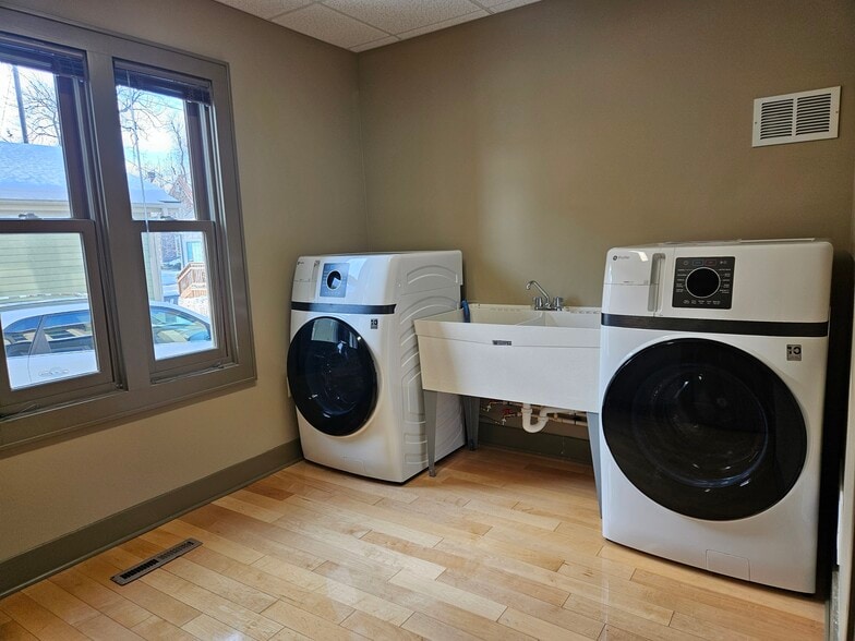 Room 104 - laundry room - 206 N Charles St