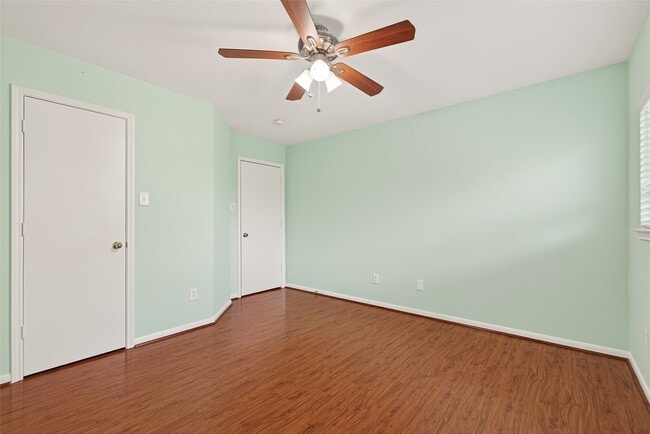 Building Photo - 8427 Brickhaven Ln