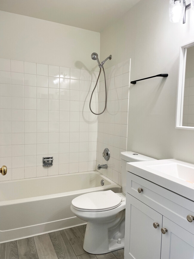 Building Photo - 8122 Ripple Ridge