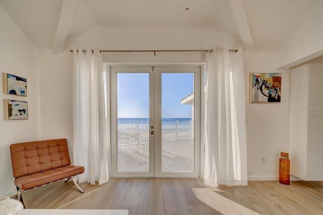 Building Photo - 17852 Lee Ave