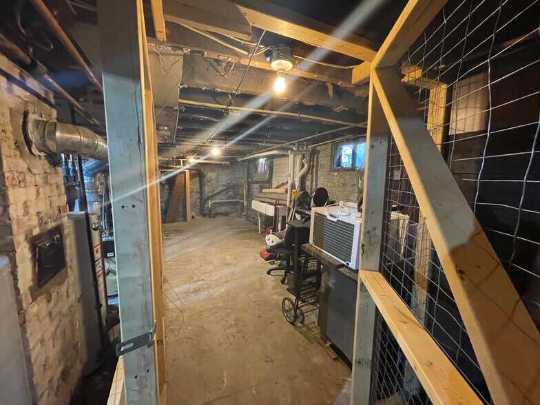 Building Photo - 13 Edmunds St