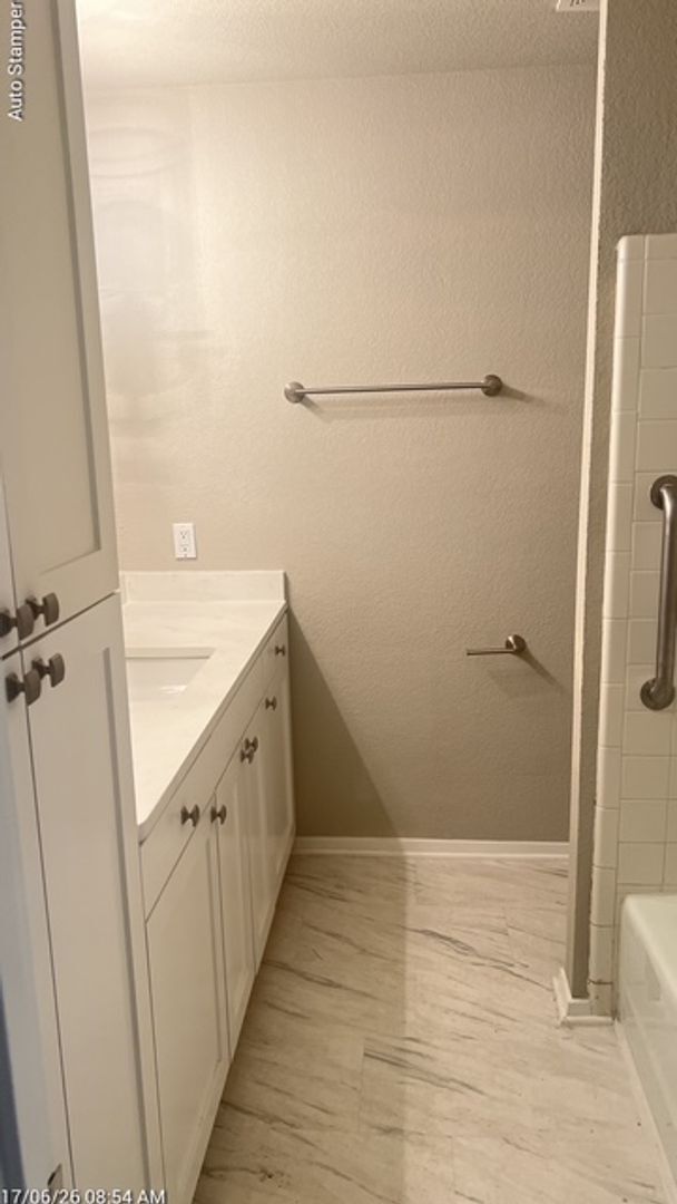 Building Photo - 5809 Lance Ct
